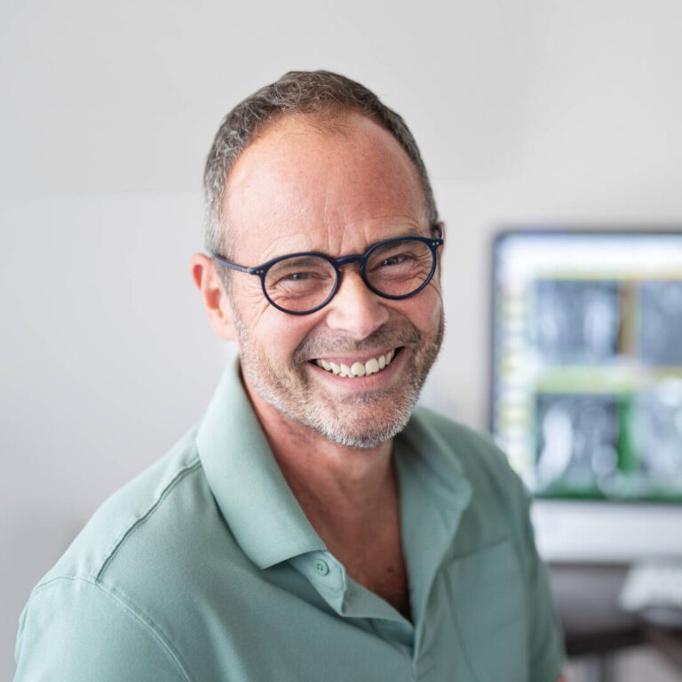 Dr. med. Maik Farries